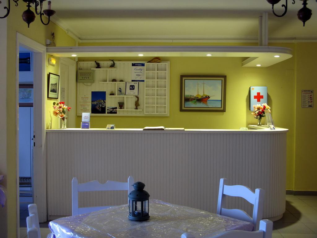 Stella Hotel Apartments 피스카던 외부 사진