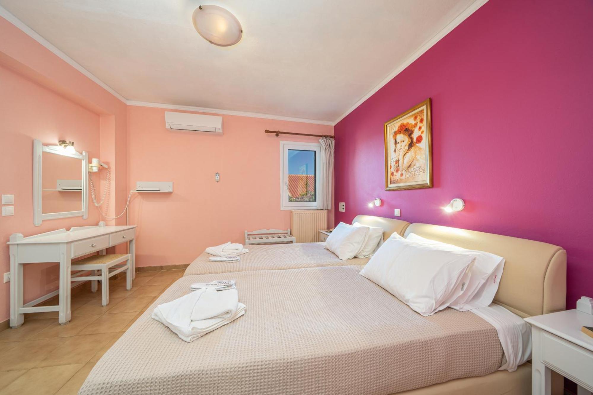 Stella Hotel Apartments 피스카던 외부 사진